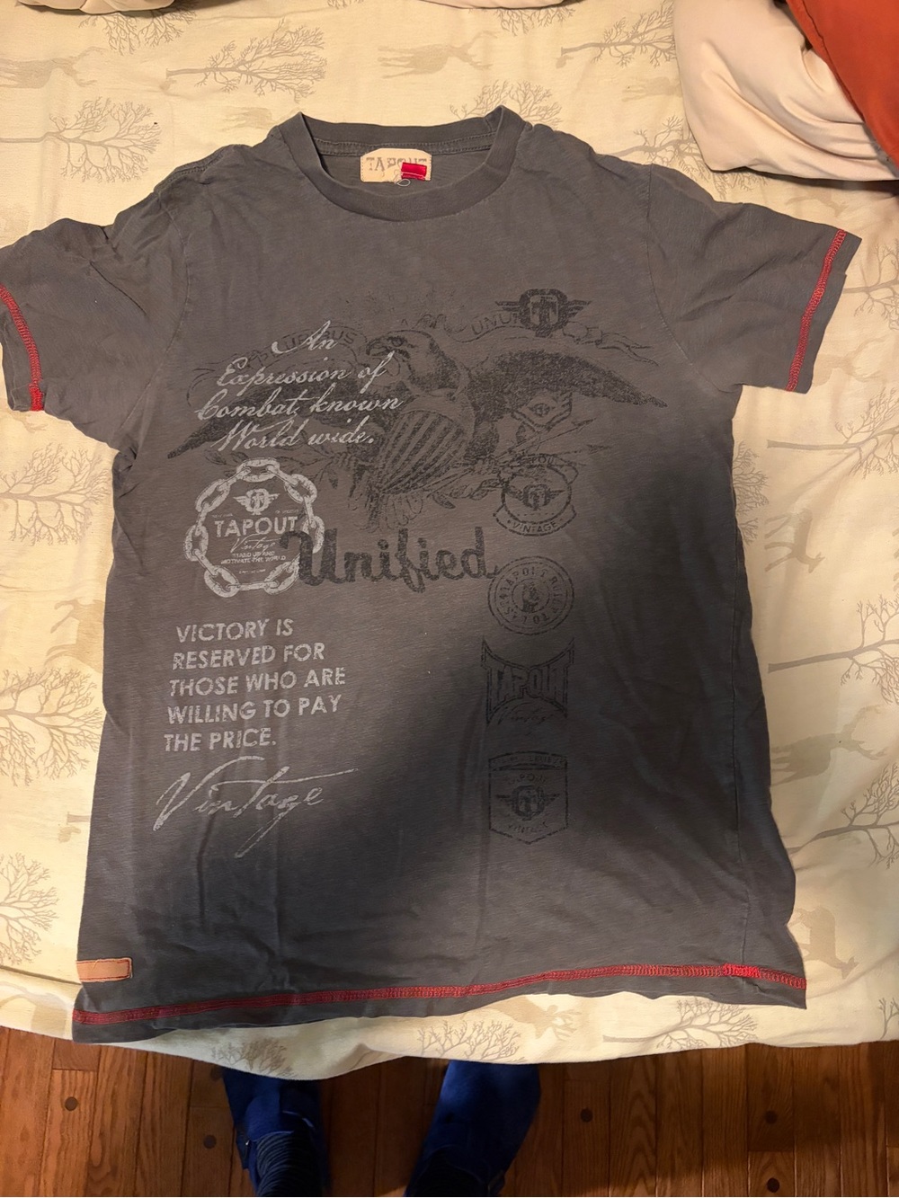 Tapout Men's Grey Graphic Crew Neck T-Shirt